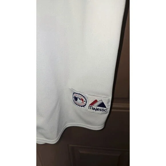 Steve Yeager LA Dodgers #7 NEW Majestic. Small black spot XL